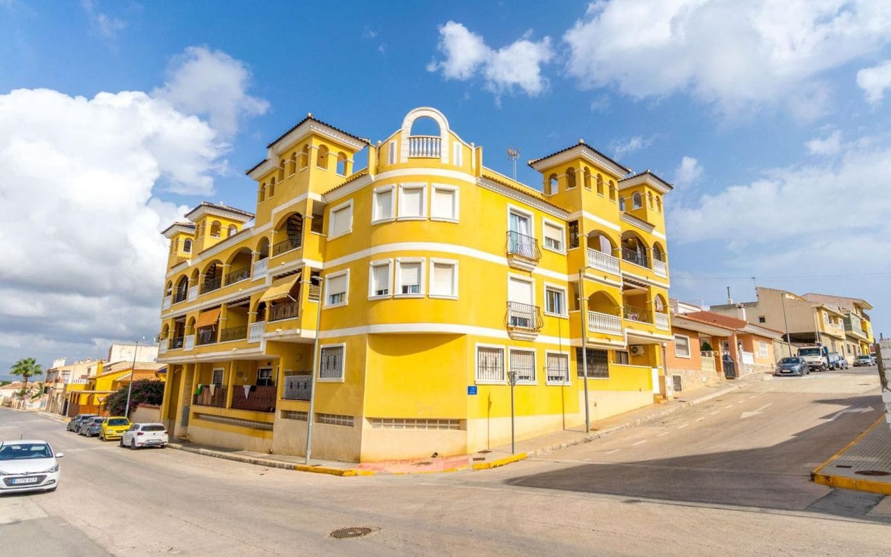 2 bedroom Apartment for sale in Benijofar - € 165,000 (Ref: 9614103)