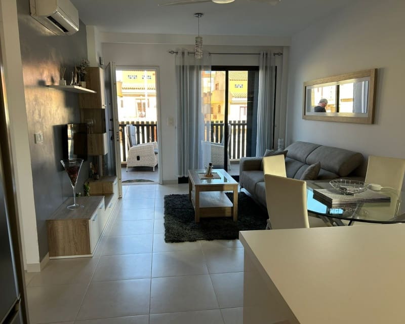 2 sovrum Lägenhet till salu i La Zenia - 262 000 € (Ref: 9618708)