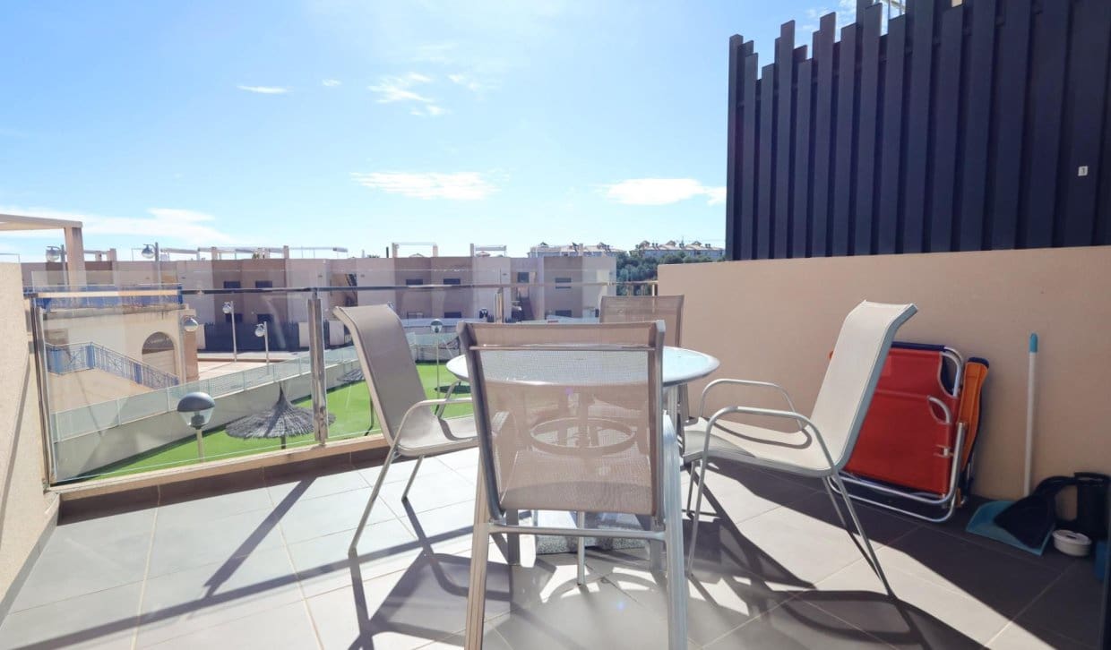 2 bedroom Apartment for sale in La Zenia - € 279,500 (Ref: 9624081)