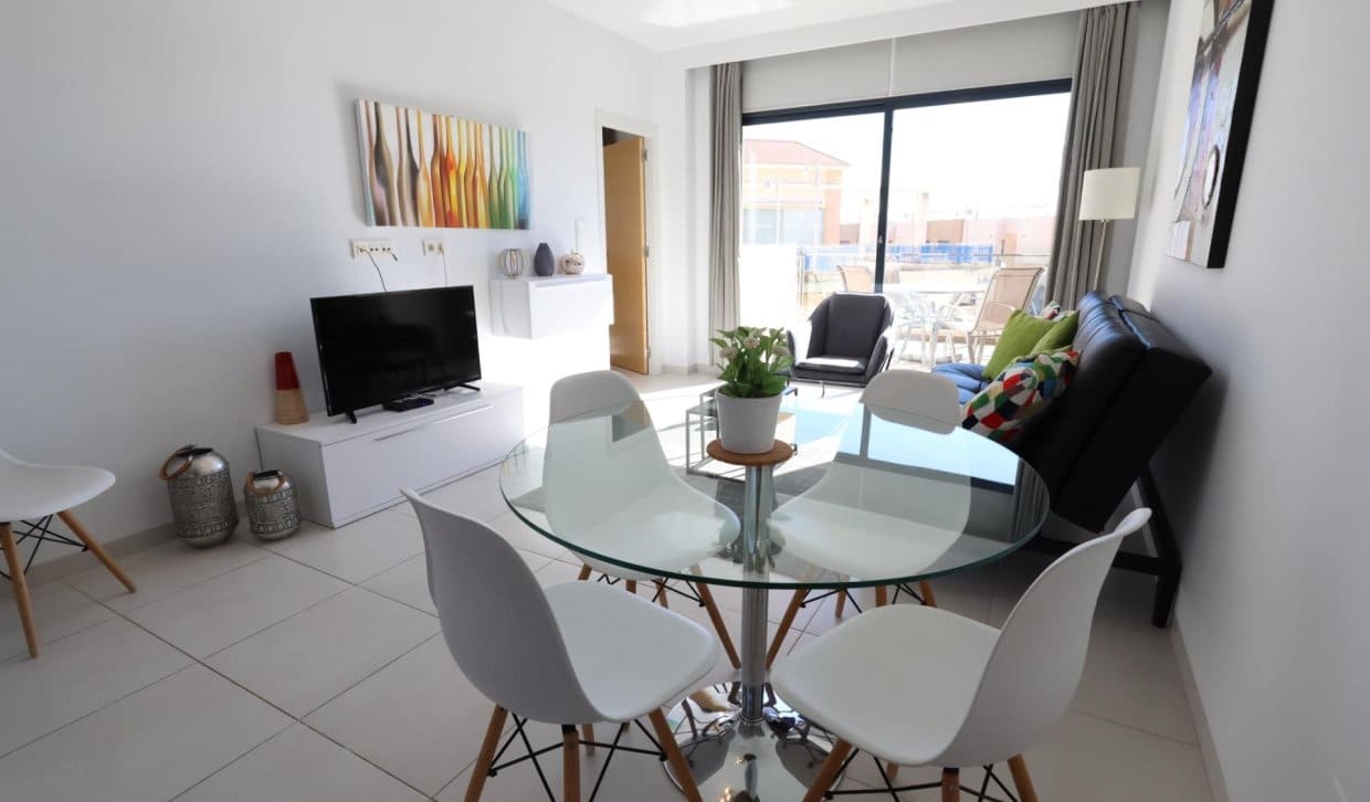 2 bedroom Apartment for sale in La Zenia - € 279,500 (Ref: 9624081)