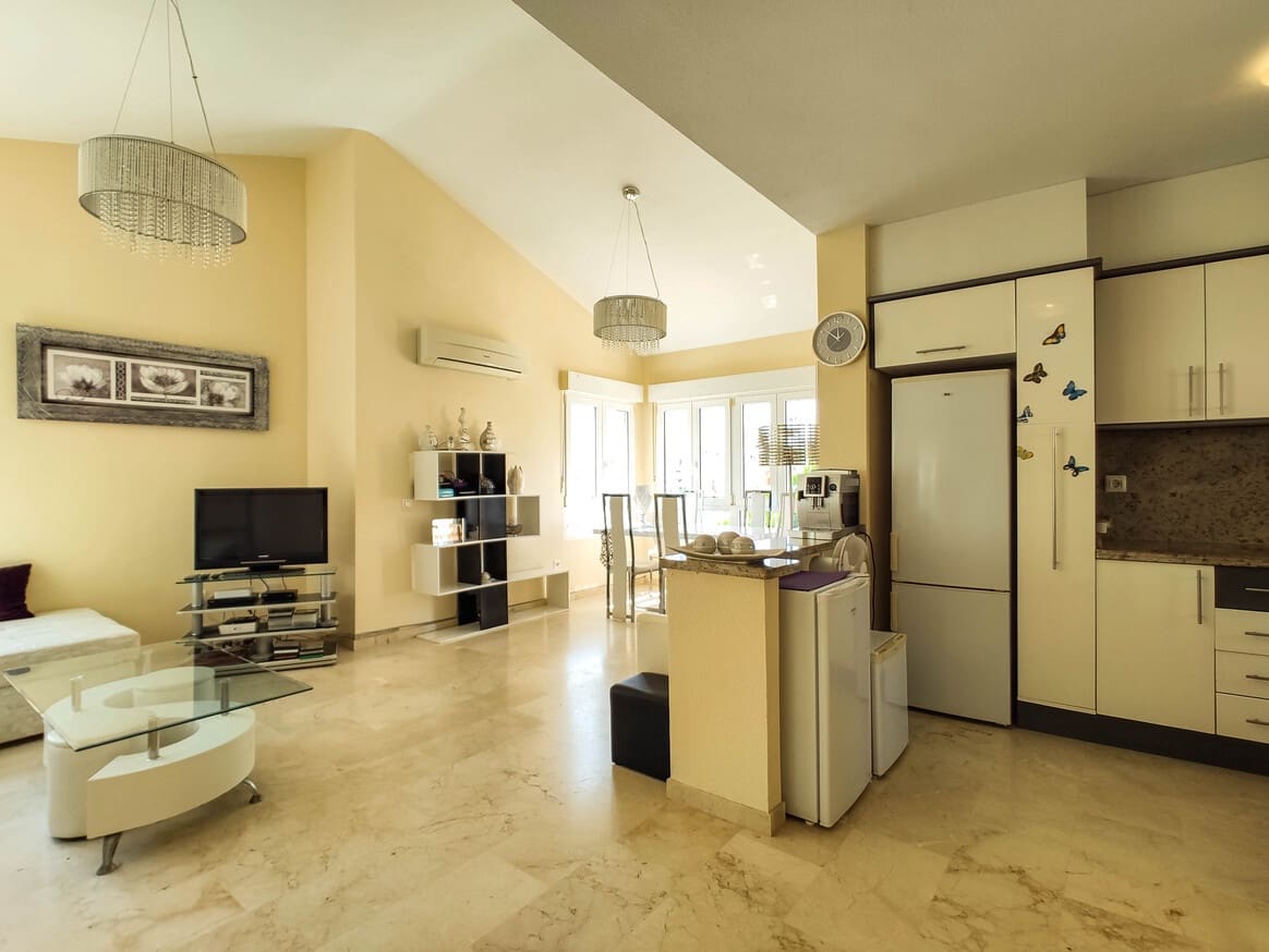 4 sypialnia Willa na sprzedaż w Orihuela Costa z basenem - 495 000 € (Ref: 9626605)