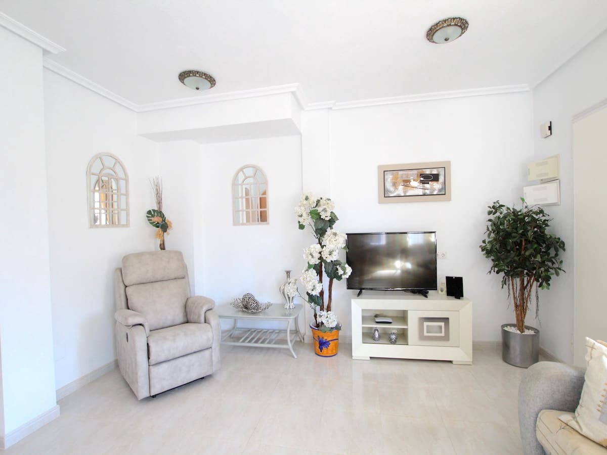 Casa de 3 habitaciones en Daya Vieja en venta - 169.500 € (Ref: 9626606)