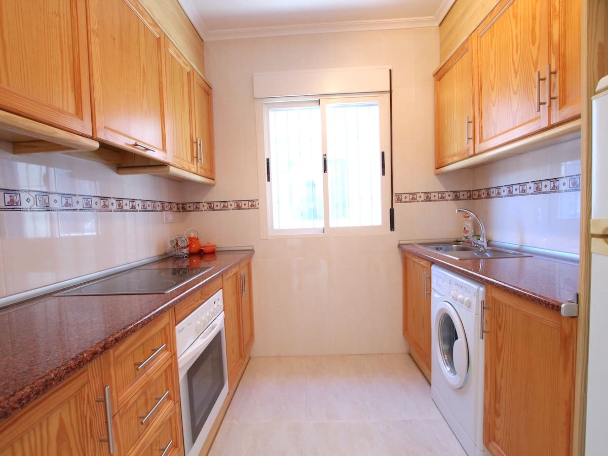 Casa de 3 habitaciones en Daya Vieja en venta - 169.500 € (Ref: 9626606)