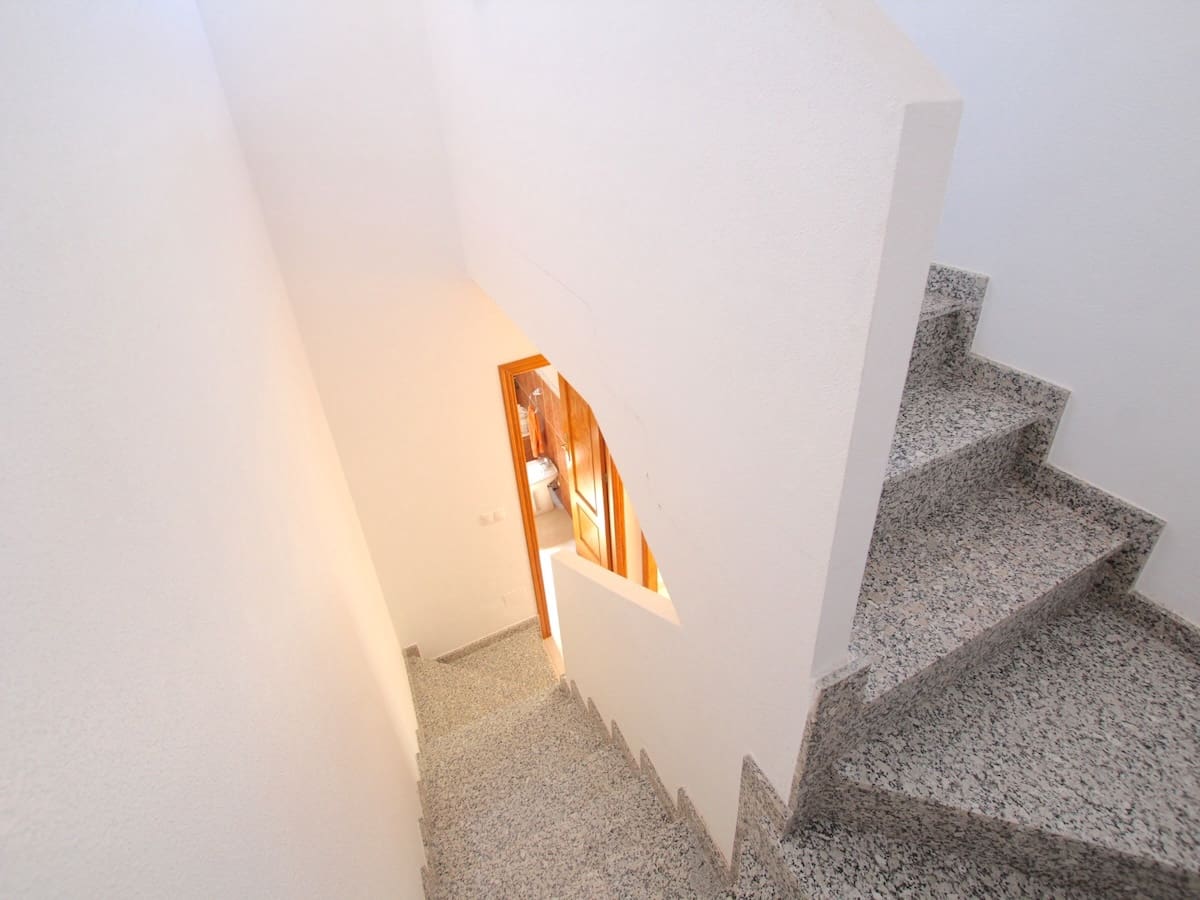 Casa de 3 habitaciones en Daya Vieja en venta - 169.500 € (Ref: 9626606)