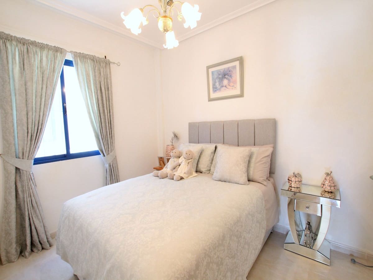 Casa de 3 habitaciones en Daya Vieja en venta - 169.500 € (Ref: 9626606)