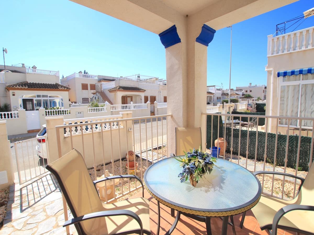 Casa de 3 habitaciones en Daya Vieja en venta - 169.500 € (Ref: 9626606)