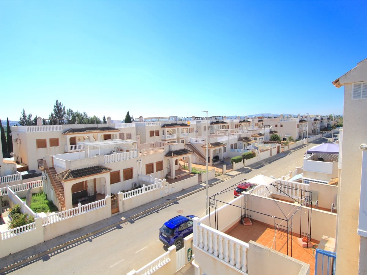 Casa de 3 habitaciones en Daya Vieja en venta - 169.500 € (Ref: 9626606)