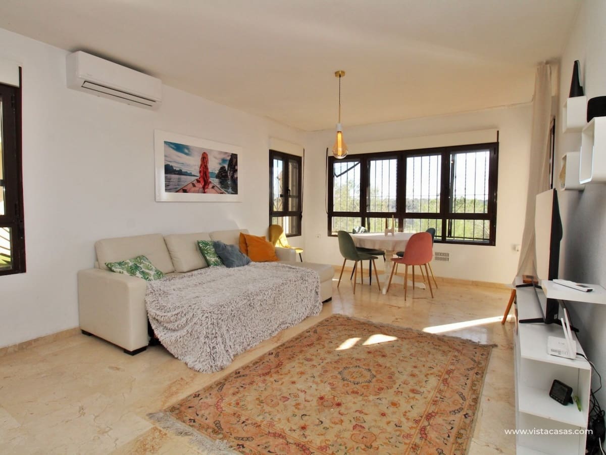 2 bedroom Apartment for sale in Orihuela Costa - € 199,900 (Ref: 9628317)