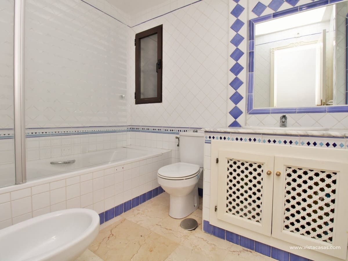 2 bedroom Apartment for sale in Orihuela Costa - € 199,900 (Ref: 9628317)