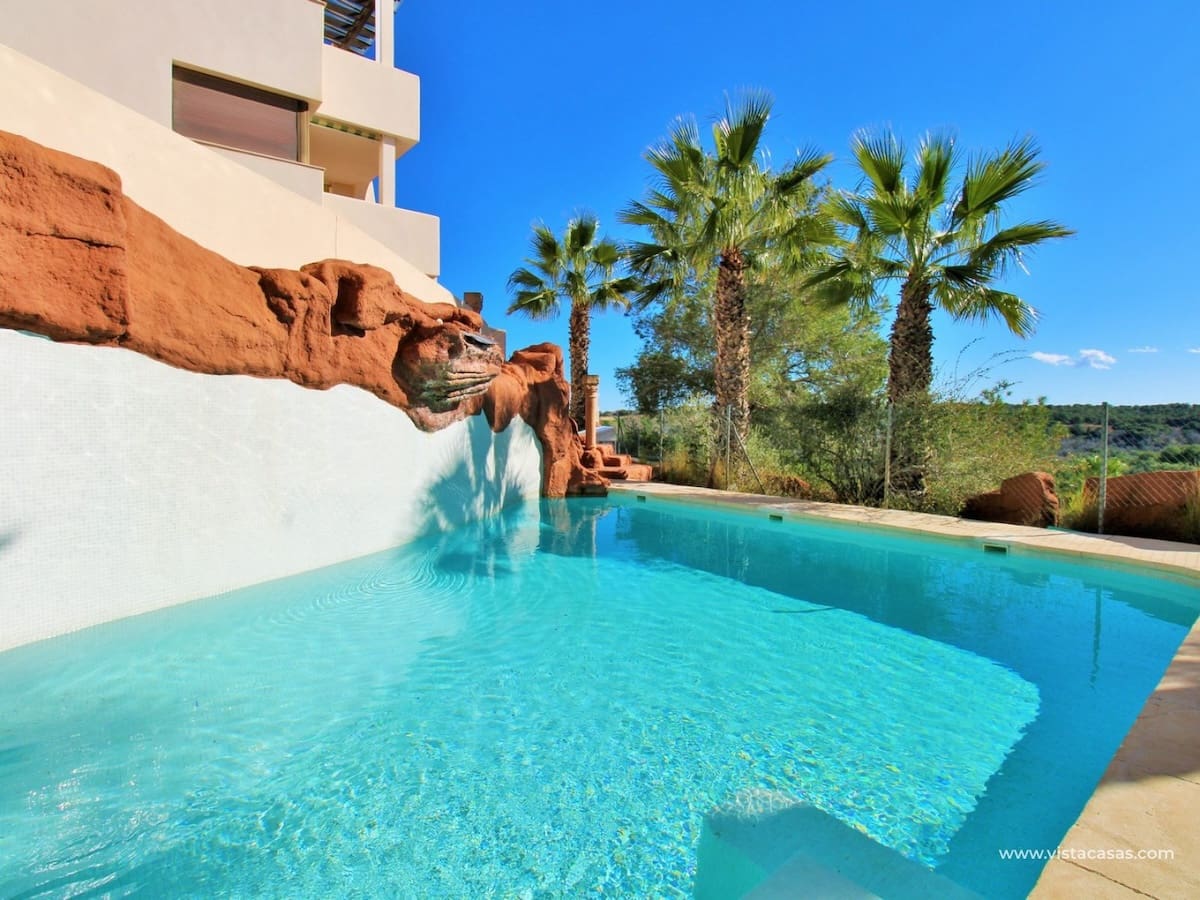 2 bedroom Apartment for sale in Orihuela Costa - € 199,900 (Ref: 9628317)