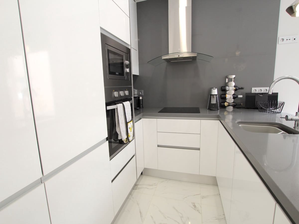 3 Zimmer Villa zu verkaufen in Villamartin mit Pool - 365.000 € (Ref: 9649879)