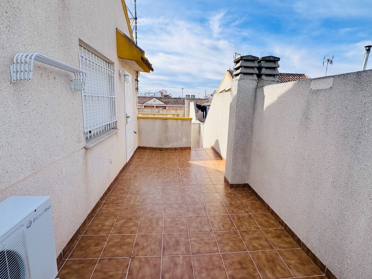 Casa de 3 habitaciones en Daya Nueva en venta - 159.950 € (Ref: 9652279)