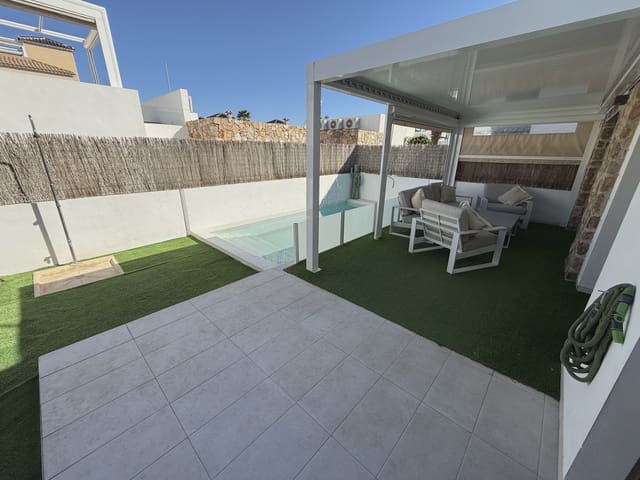 3 Zimmer Villa zu verkaufen in Cabo Roig, Orihuela mit Pool - 359.000 € (Ref: 9654229)