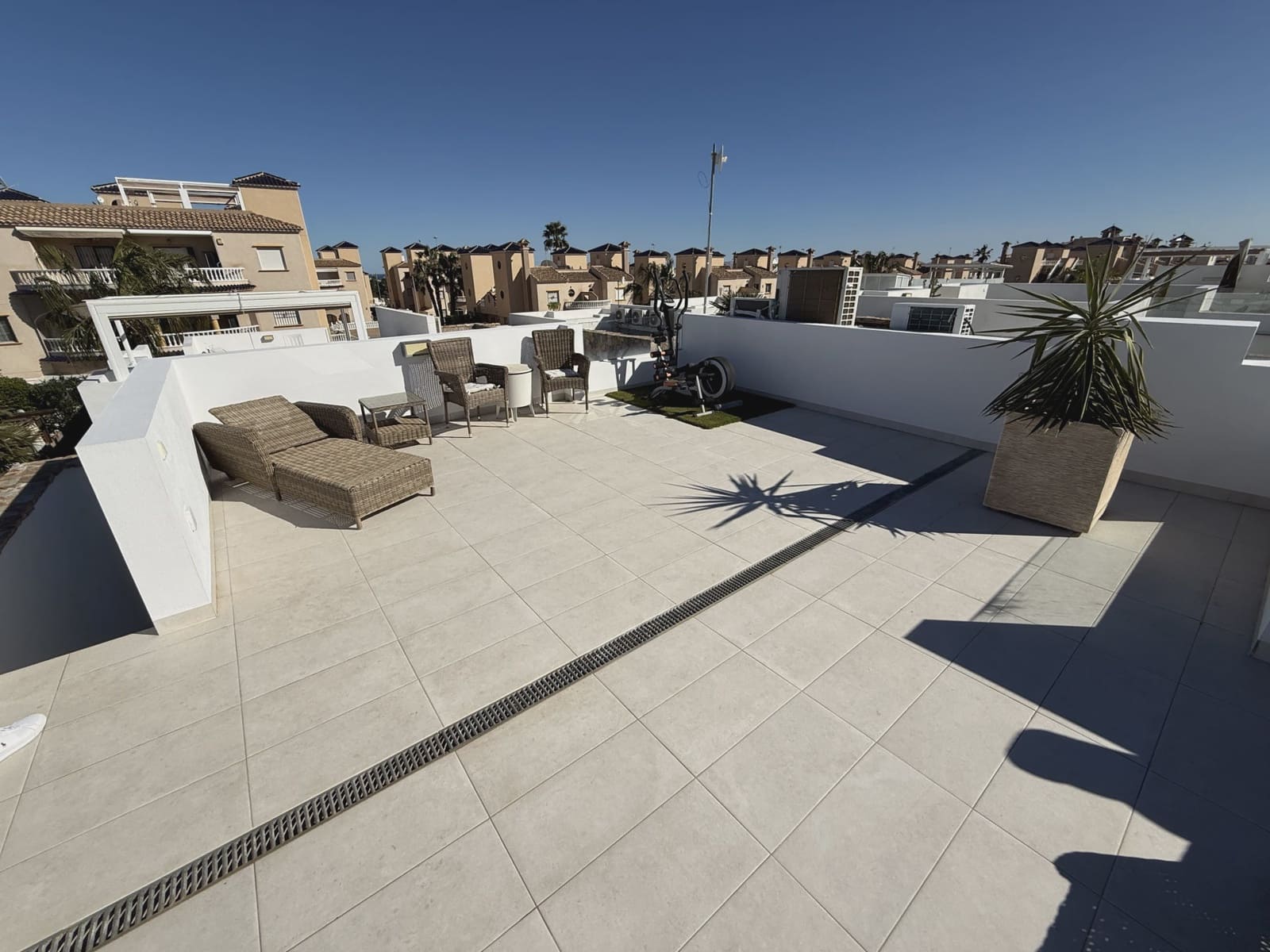 3 Zimmer Villa zu verkaufen in Cabo Roig mit Pool - 359.000 € (Ref: 9654229)