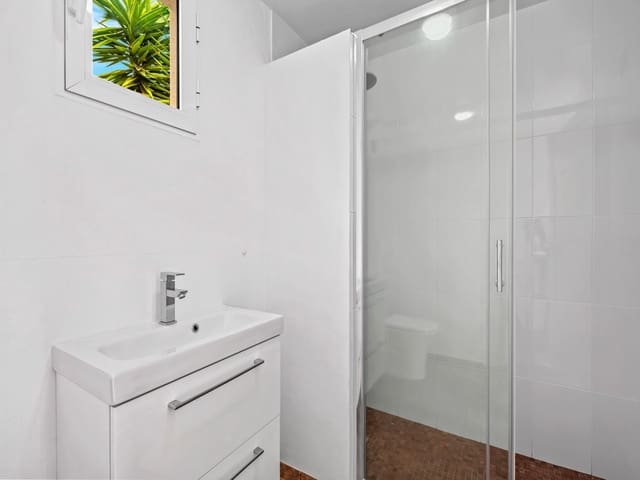 4 slaapkamer Villa te koop in Doña Pepa, Rojales met zwembad - € 750.000 (Ref: 9656510)