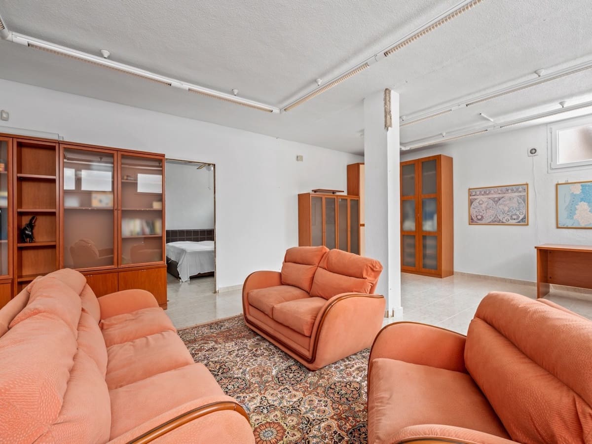 4 slaapkamer Villa te koop in Dona Pepa met zwembad - € 750.000 (Ref: 9656510)