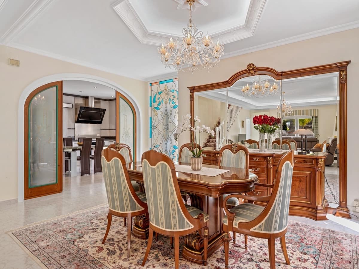 4 slaapkamer Villa te koop in Dona Pepa met zwembad - € 750.000 (Ref: 9656510)