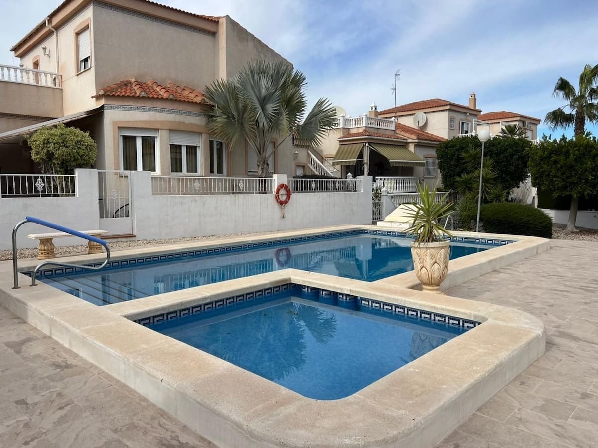 2 slaapkamer Villa te koop in Algorfa - € 195.999 (Ref: 9656511)