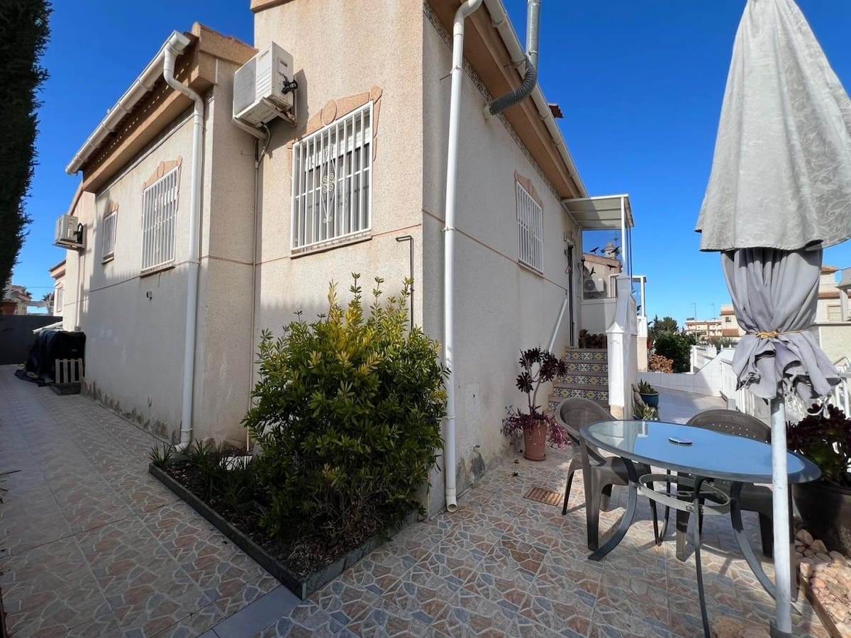 2 slaapkamer Villa te koop in Algorfa - € 195.999 (Ref: 9656511)