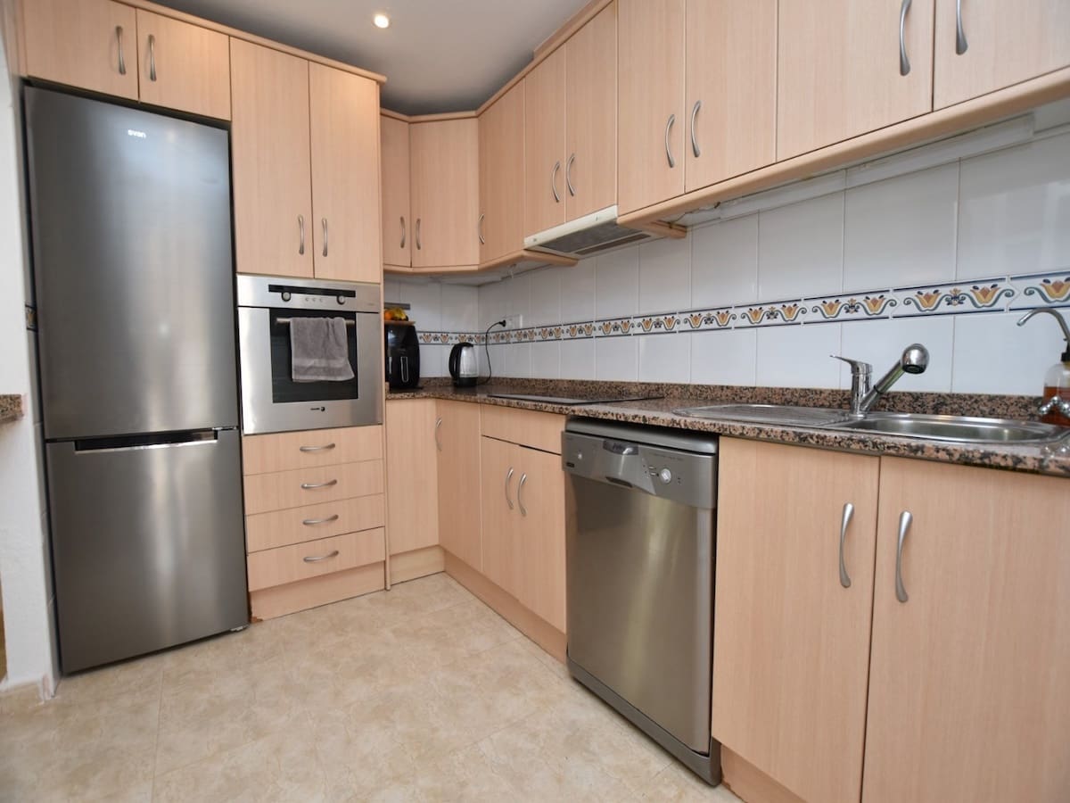 2 bedroom Townhouse for sale in Dona Pepa - € 250,000 (Ref: 9656512)