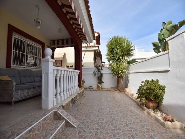2 bedroom Townhouse for sale in Doña Pepa, Rojales - € 250,000 (Ref: 9656512)