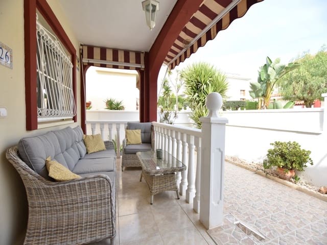 2 bedroom Townhouse for sale in Doña Pepa, Rojales - € 250,000 (Ref: 9656512)
