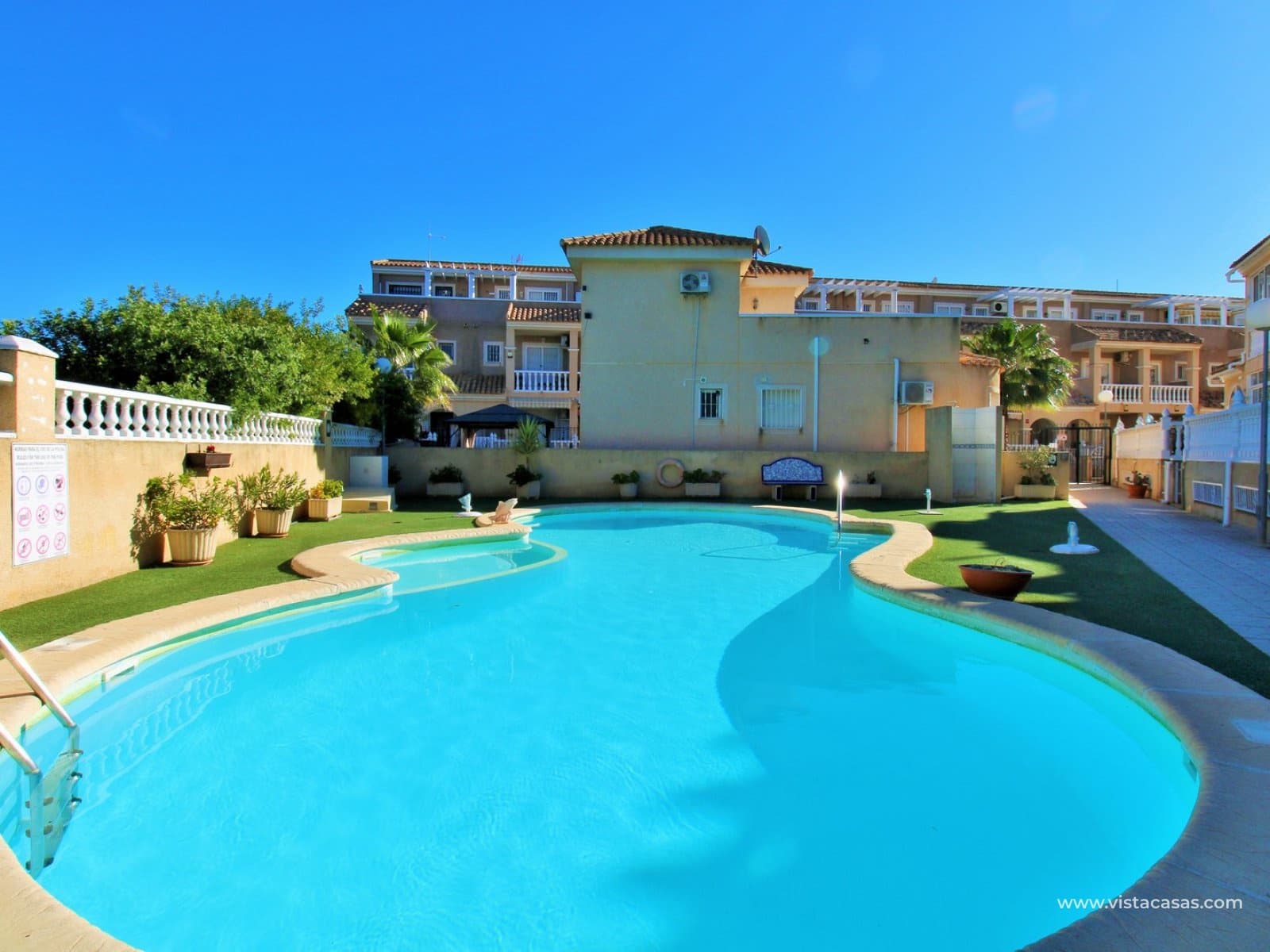 3 sypialnia Dom na sprzedaż w Playa Flamenca - 234 900 € (Ref: 9664043)