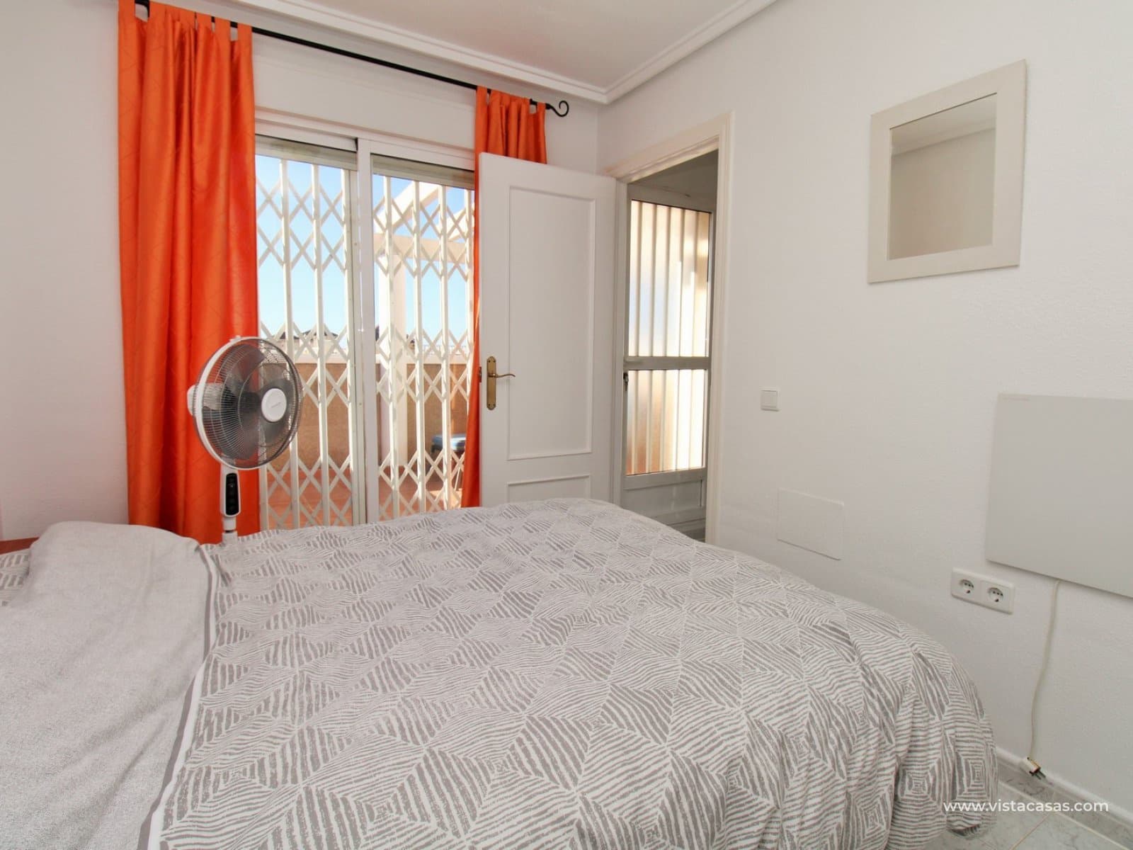 3 sypialnia Dom na sprzedaż w Playa Flamenca - 234 900 € (Ref: 9664043)