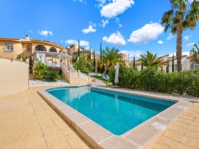 5 quarto Moradia para venda em Ciudad Quesada, Rojales com piscina - 639 000 € (Ref: 9667101)