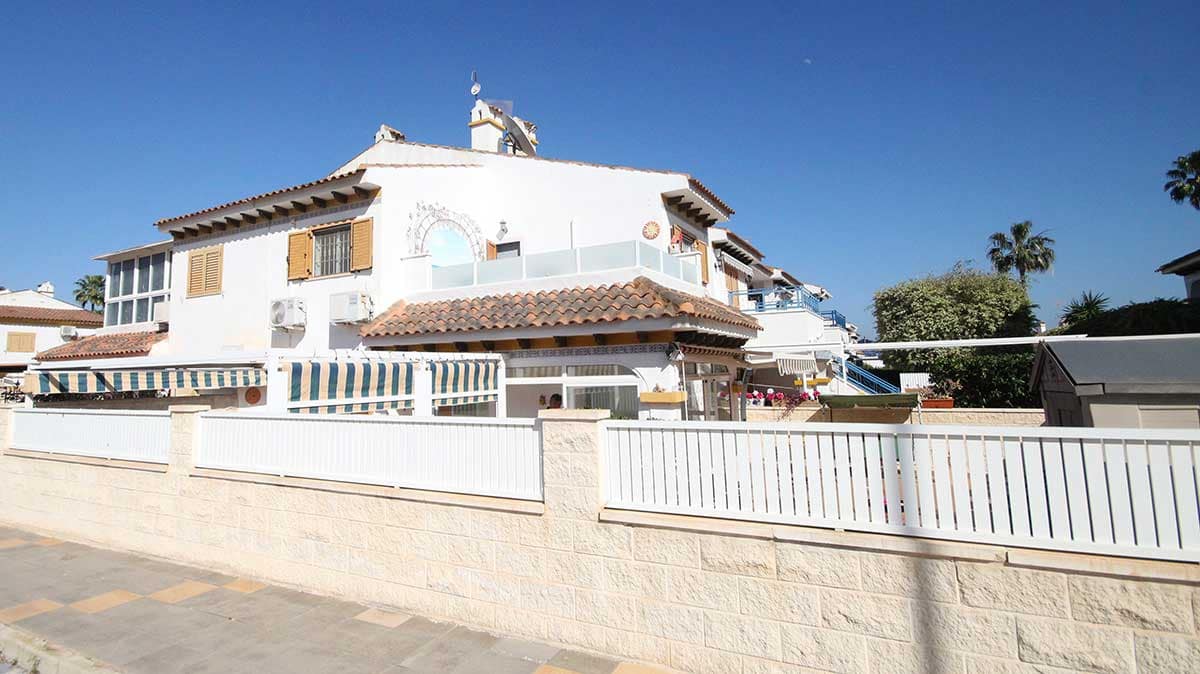 2 quarto Casa em Banda para venda em Pilar de la Horadada - 235 000 € (Ref: 9676325)