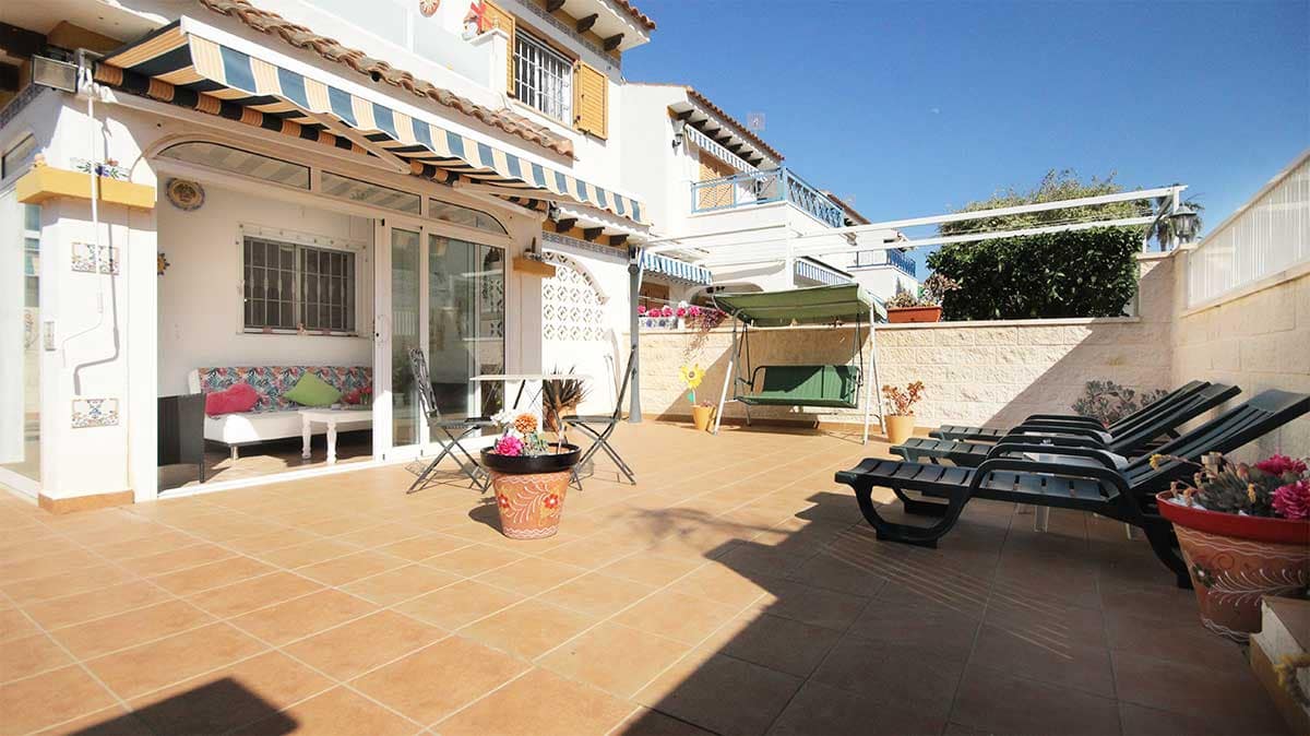 2 quarto Casa em Banda para venda em Pilar de la Horadada - 235 000 € (Ref: 9676325)