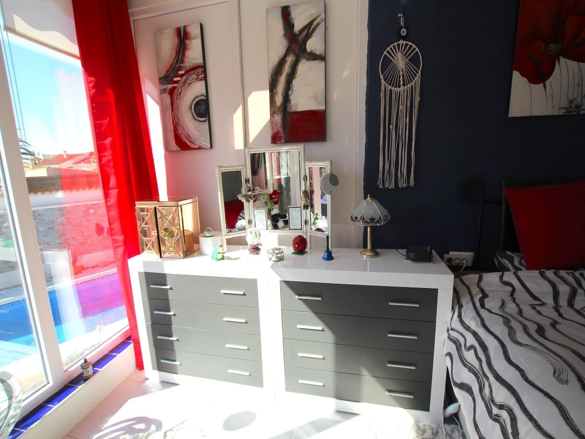 3 slaapkamer Villa te koop in Ciudad Quesada met zwembad - € 399.000 (Ref: 9685251)