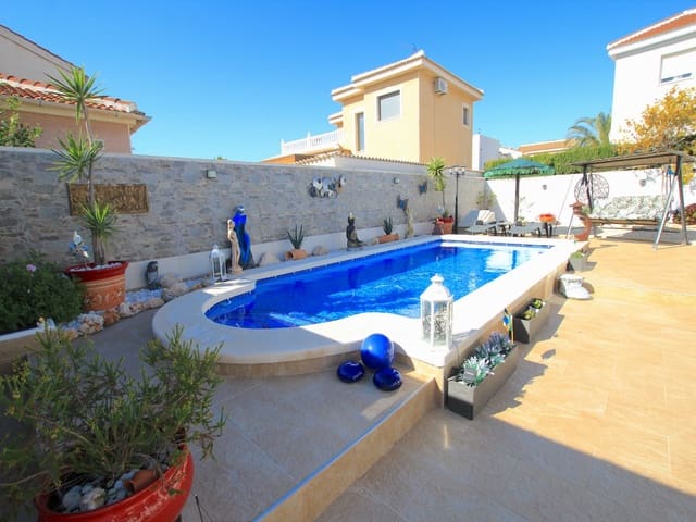 3 slaapkamer Villa te koop in Ciudad Quesada, Rojales met zwembad - € 399.000 (Ref: 9685251)