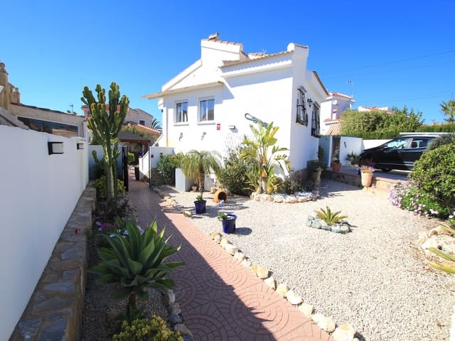 3 slaapkamer Villa te koop in Ciudad Quesada, Rojales met zwembad - € 399.000 (Ref: 9685251)