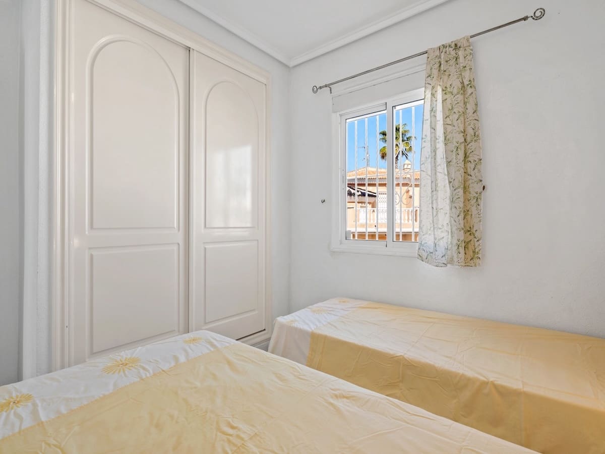 2 soverom Hus til salgs i Ciudad Quesada - € 165 000 (Ref: 9707764)