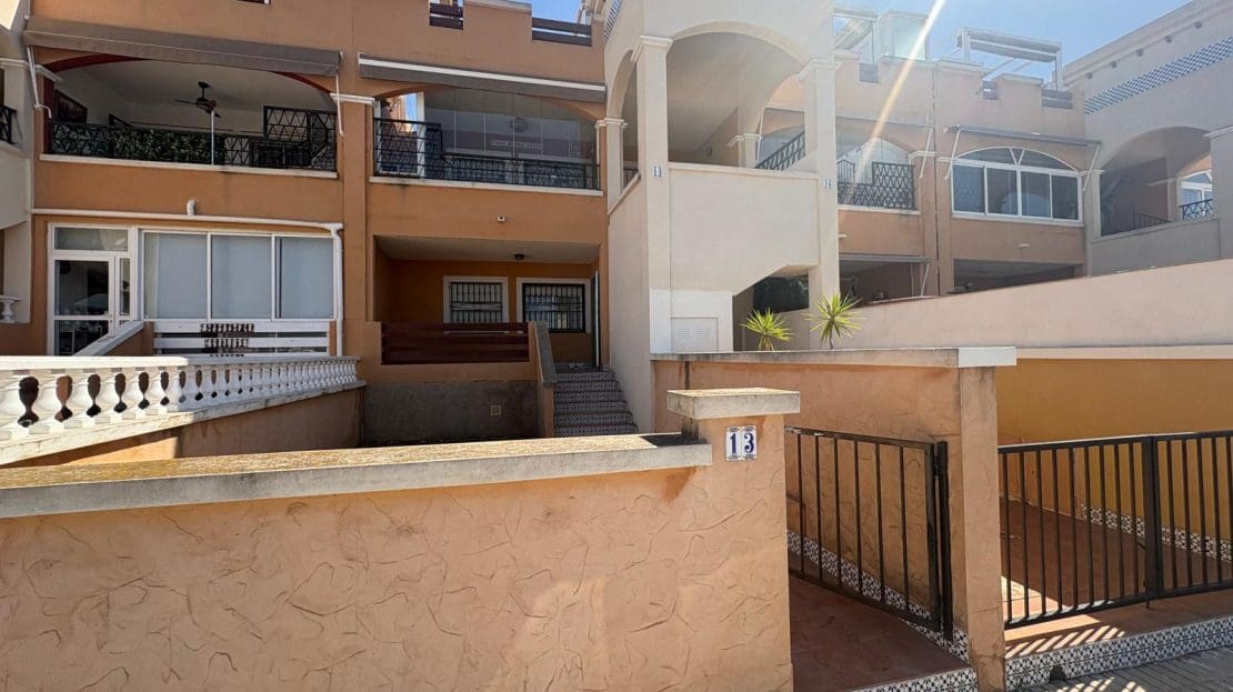 2 bedroom Apartment for sale in Los Altos - € 159,000 (Ref: 9707991)