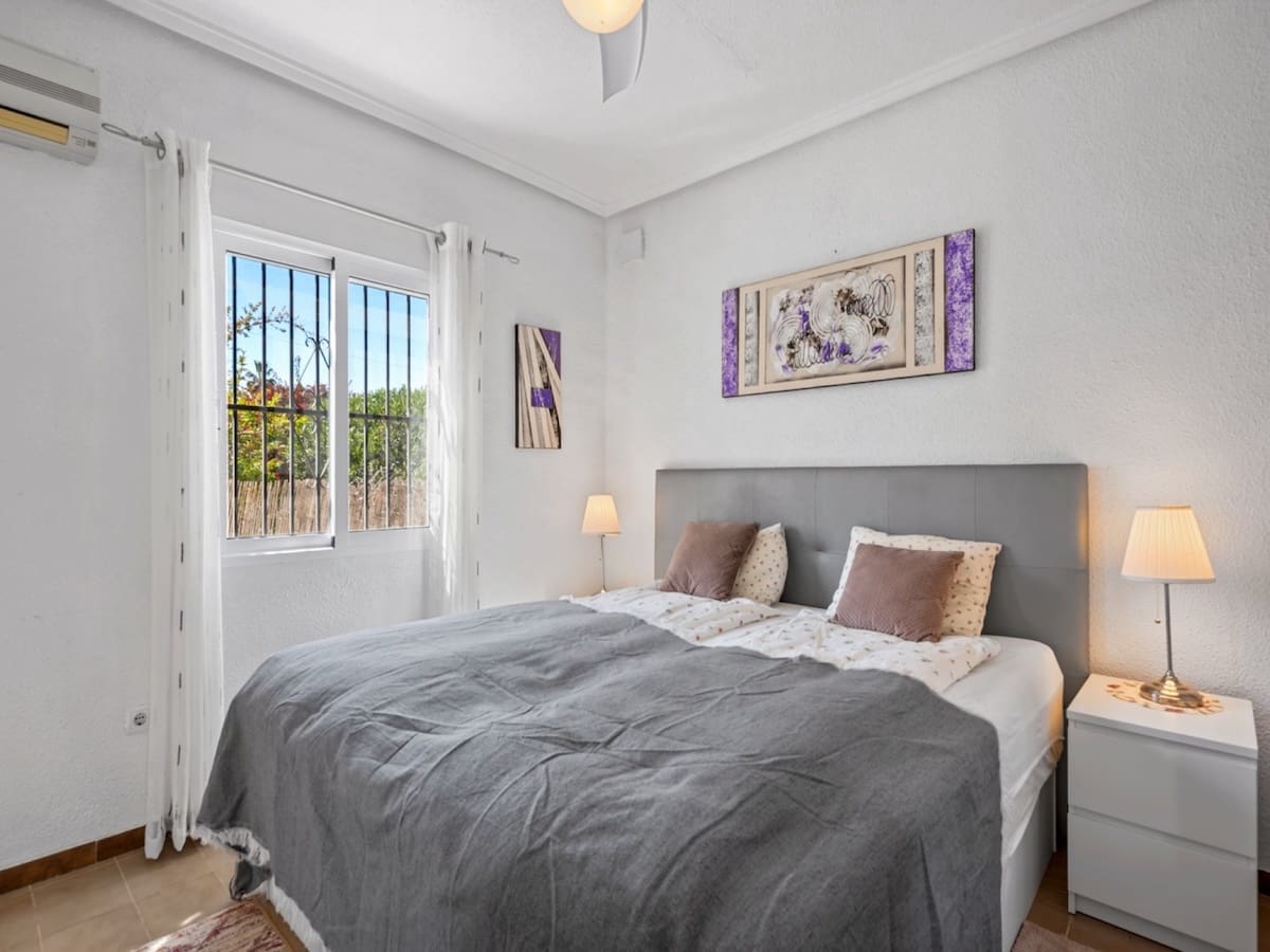 2 soveværelse Villa til salg i Ciudad Quesada med swimmingpool - € 365.000 (Ref: 9715188)