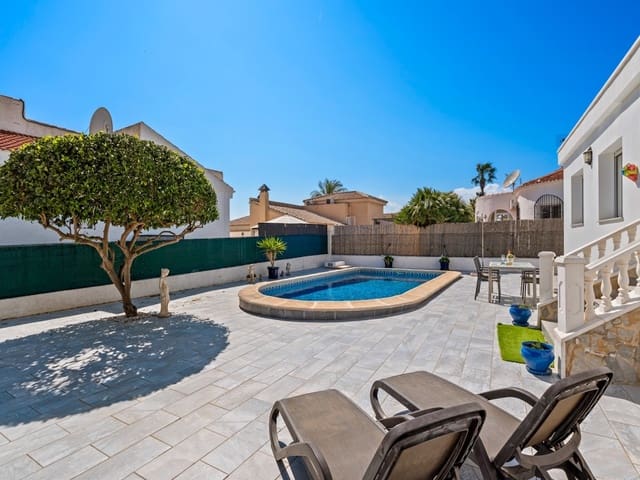 2 soveværelse Villa til salg i Ciudad Quesada, Rojales med swimmingpool - € 365.000 (Ref: 9715188)