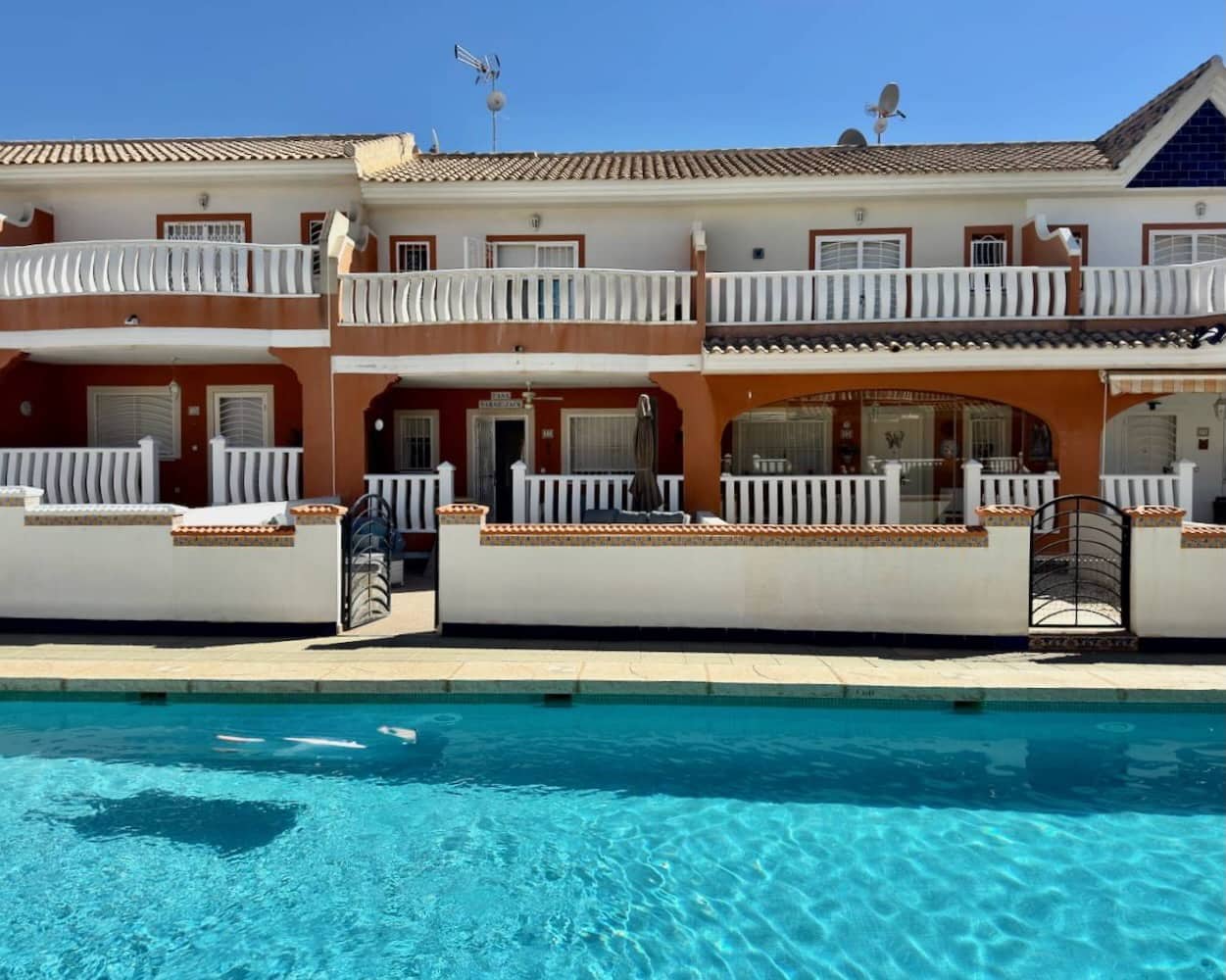 3 slaapkamer Huis te koop in Dona Pepa - € 249.995 (Ref: 9715377)