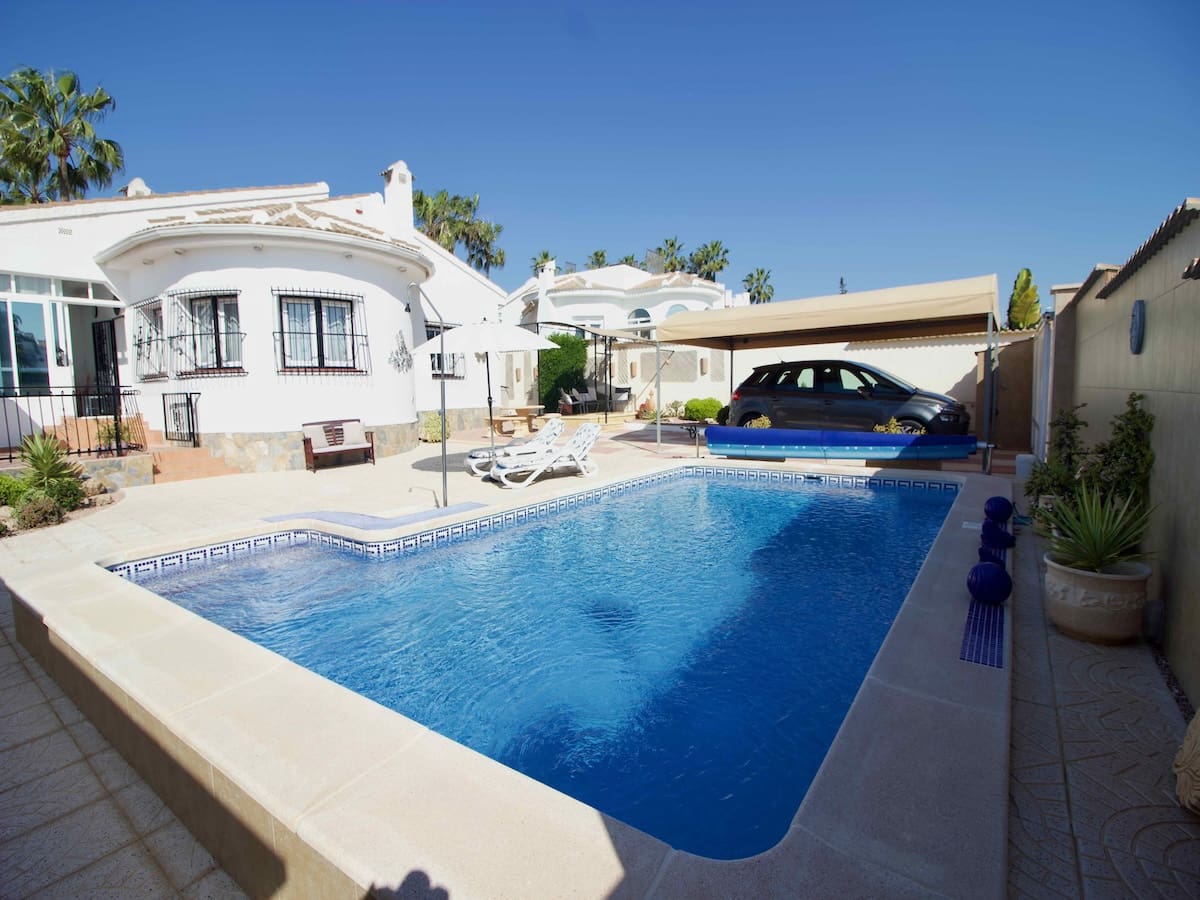 3 chambre Villa/Maison à vendre à Ciudad Quesada avec piscine - 425 000 € (Ref: 9720334)