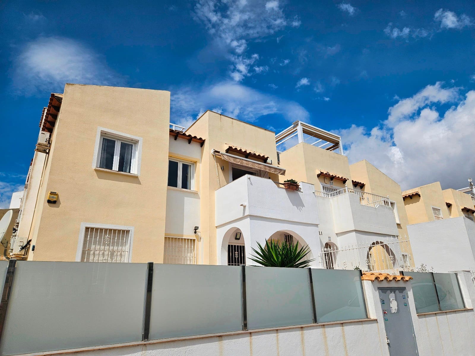 2 bedroom Apartment for sale in Villamartin - € 199,000 (Ref: 9720603)