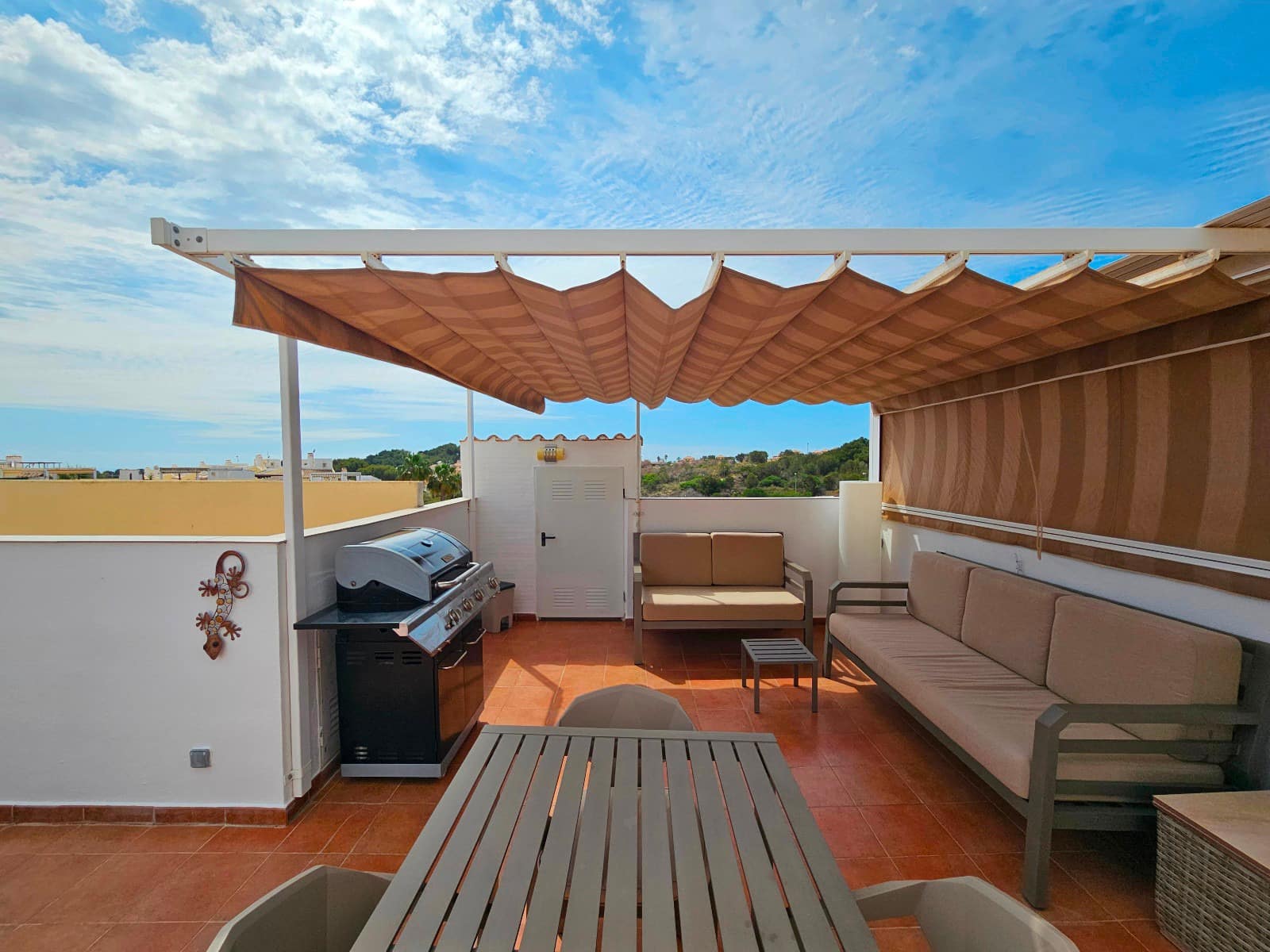 2 bedroom Apartment for sale in Villamartin - € 199,000 (Ref: 9720603)