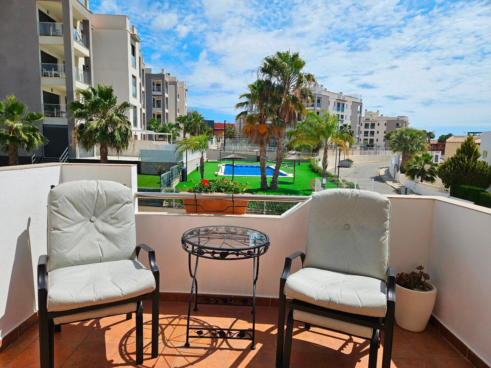 2 bedroom Apartment for sale in Villamartin - € 199,000 (Ref: 9720603)