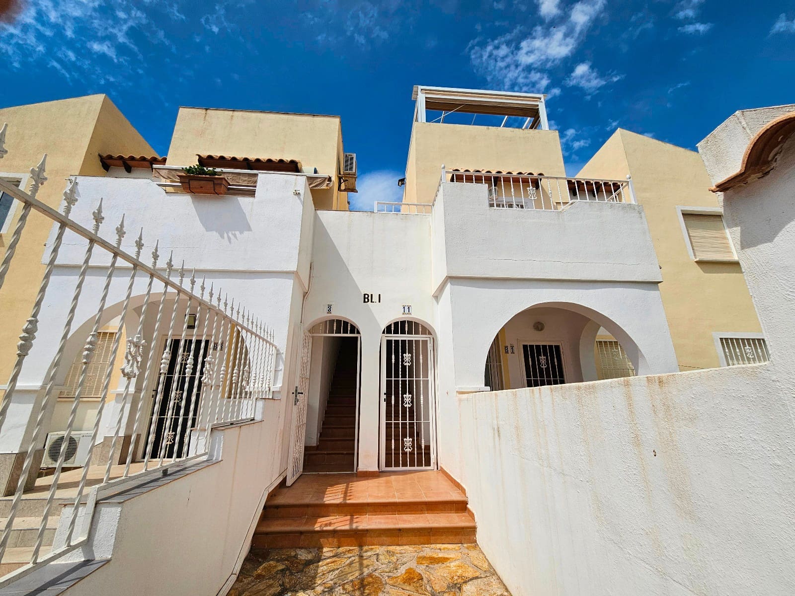 2 bedroom Apartment for sale in Villamartin - € 199,000 (Ref: 9720603)