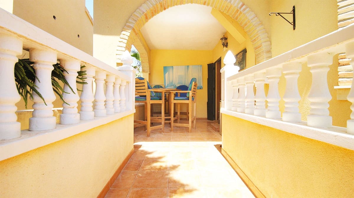 4 camera da letto Villa in vendita in Orihuela Costa con piscina - 345.000 € (Rif: 9720727)