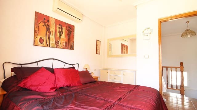 Chalet de 4 habitaciones en Las Filipinas en venta con piscina - 345.000 € (Ref: 9720727)