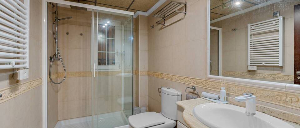 2 bedroom Apartment for sale in Cabo Roig - € 359,990 (Ref: 9723539)