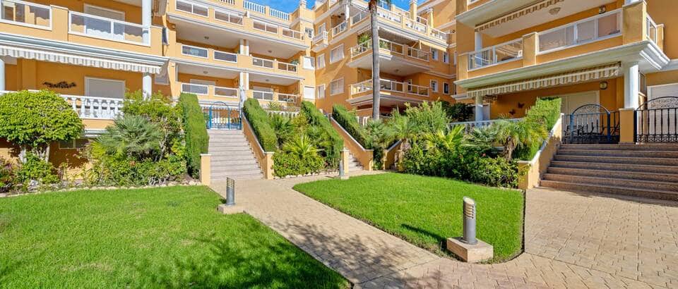 2 bedroom Apartment for sale in Cabo Roig - € 359,990 (Ref: 9723539)