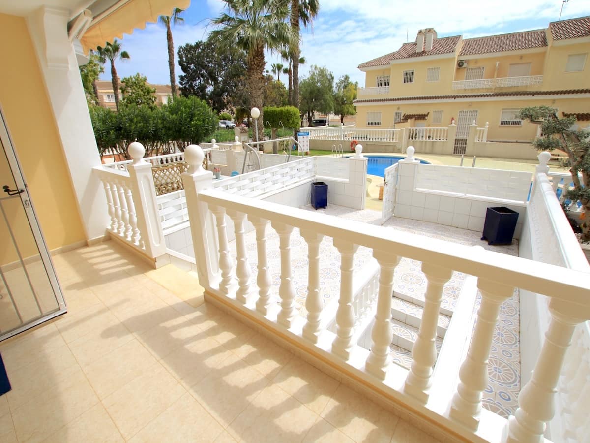 3 makuuhuone Omakotitalo myytävänä paikassa Dona Pepa - 239 950 € (Ref: 9730726)