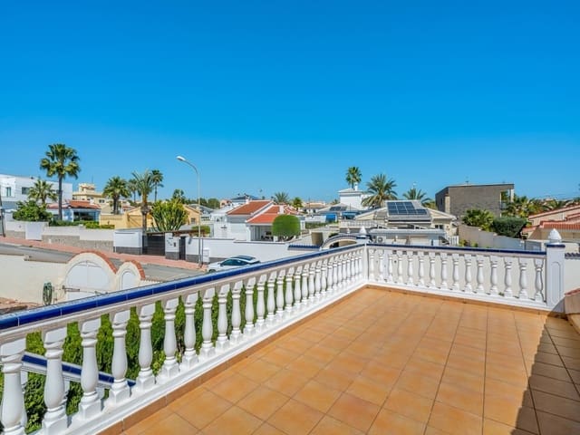 2 chambre Villa/Maison à vendre à Ciudad Quesada, Rojales avec piscine - 345 000 € (Ref: 9731158)